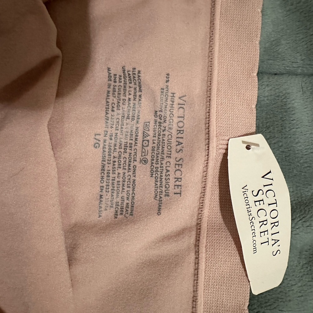 Victoria Secret new with tag hip hugger panty. Blush pink color - Picture 3 of 3